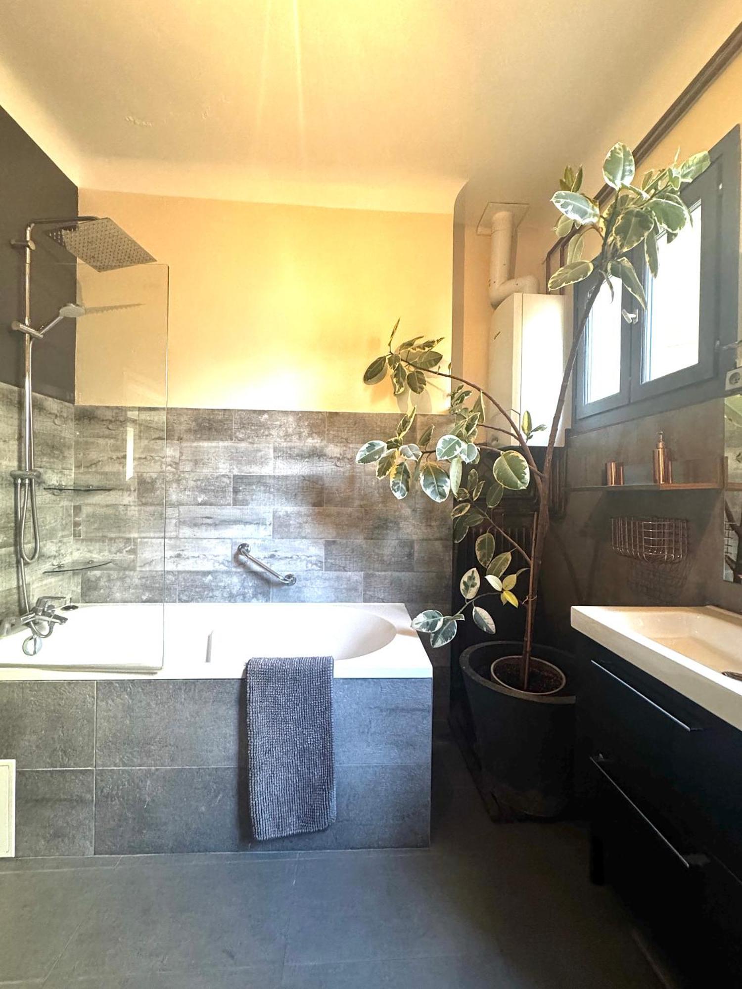 Boutique Saint Germain * Paris